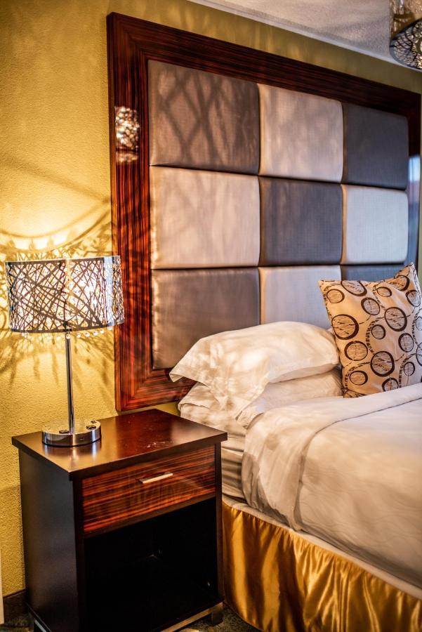 Gateway Inn And Suites 살리다 외부 사진