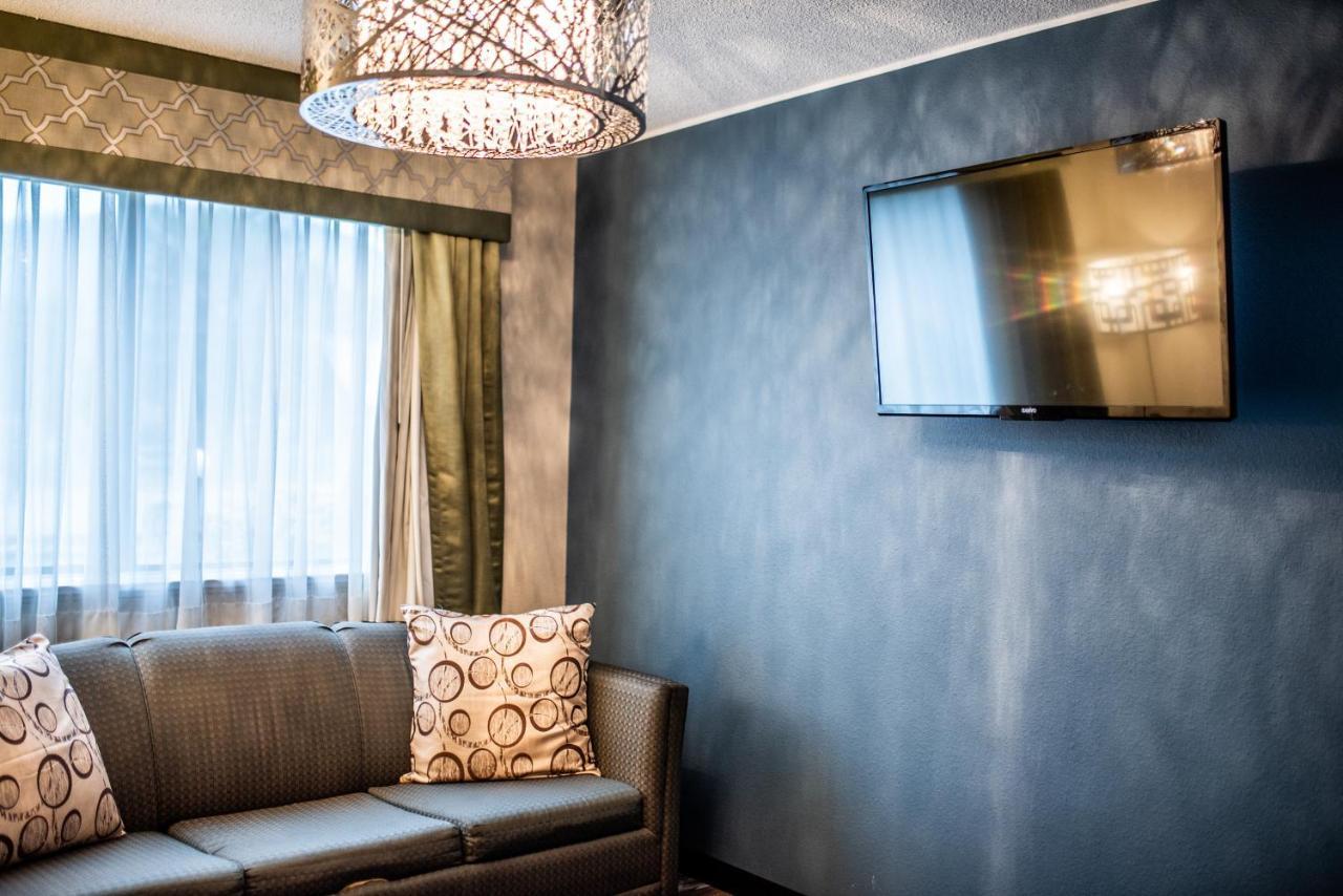 Gateway Inn And Suites 살리다 외부 사진