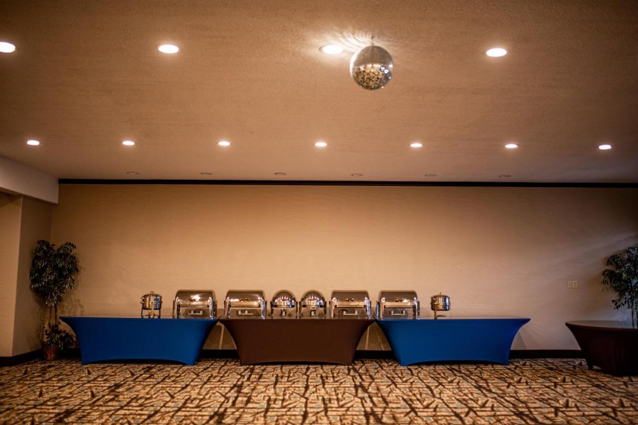 Gateway Inn And Suites 살리다 외부 사진