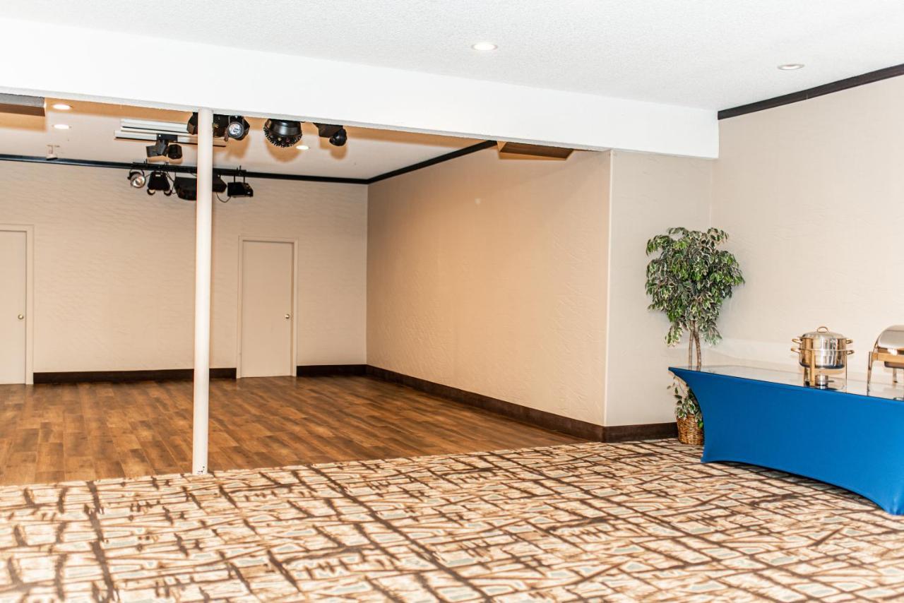 Gateway Inn And Suites 살리다 외부 사진