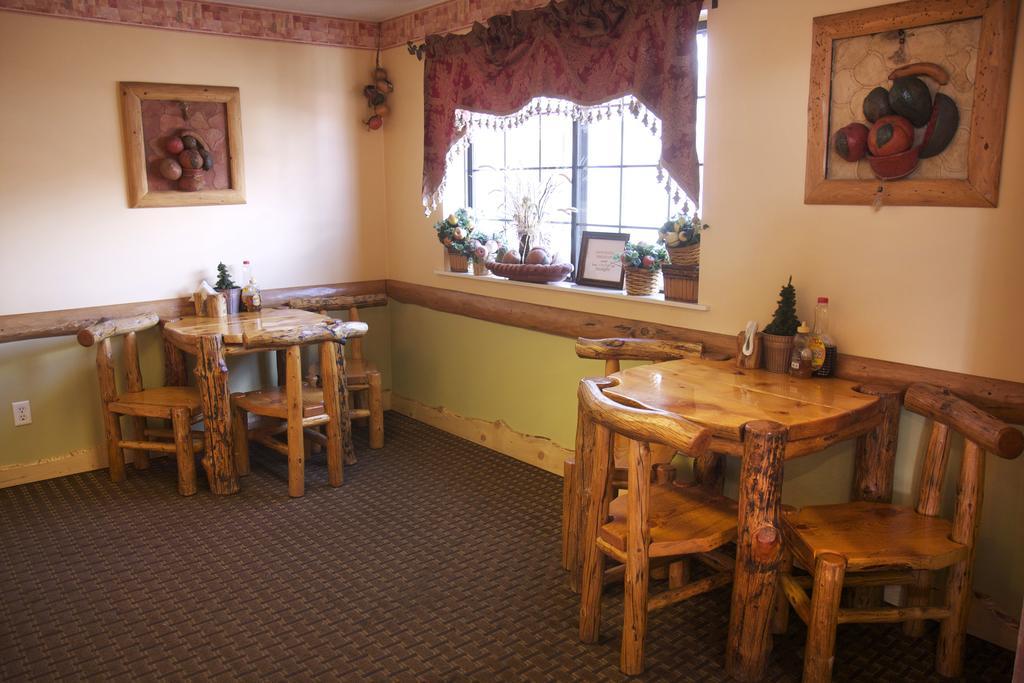 Gateway Inn And Suites 살리다 외부 사진