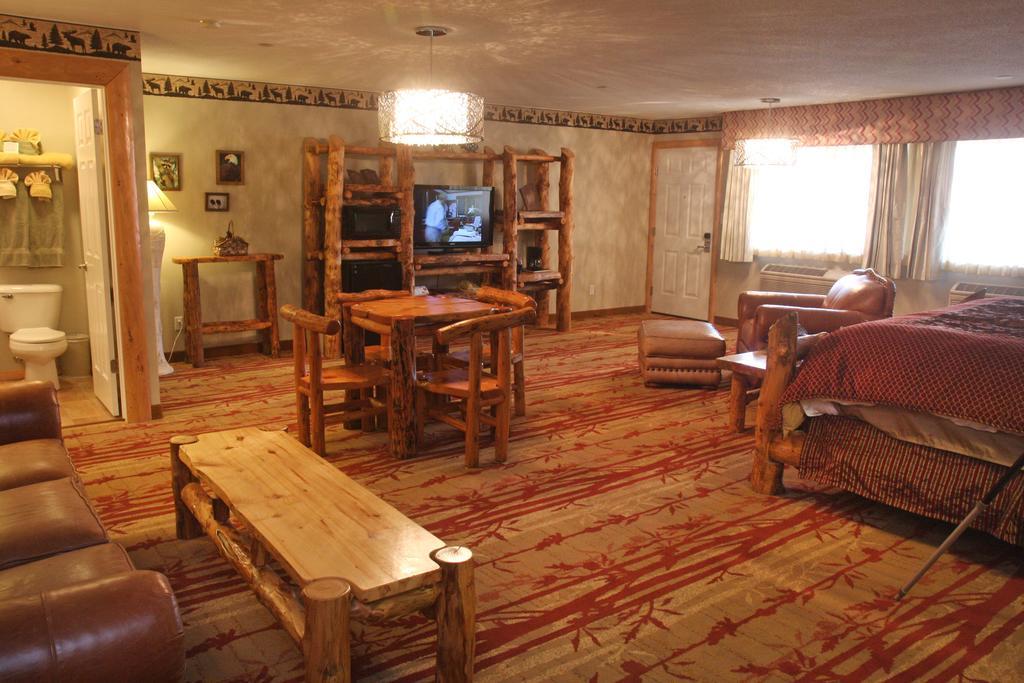 Gateway Inn And Suites 살리다 외부 사진