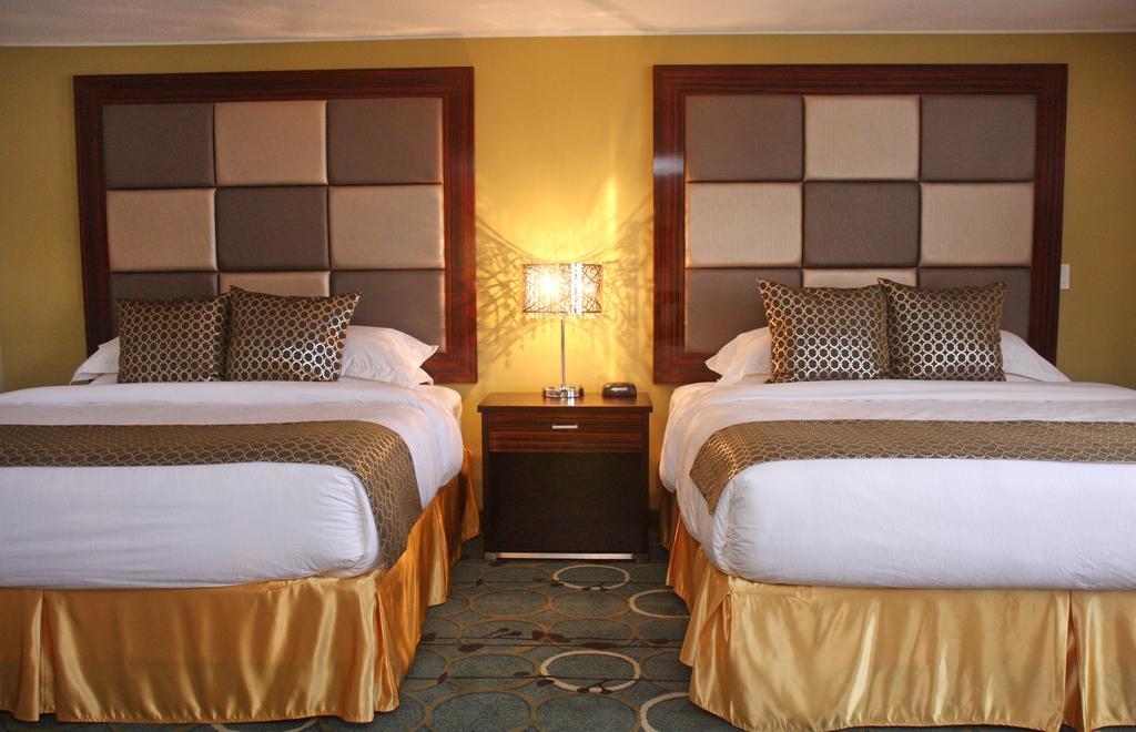 Gateway Inn And Suites 살리다 외부 사진